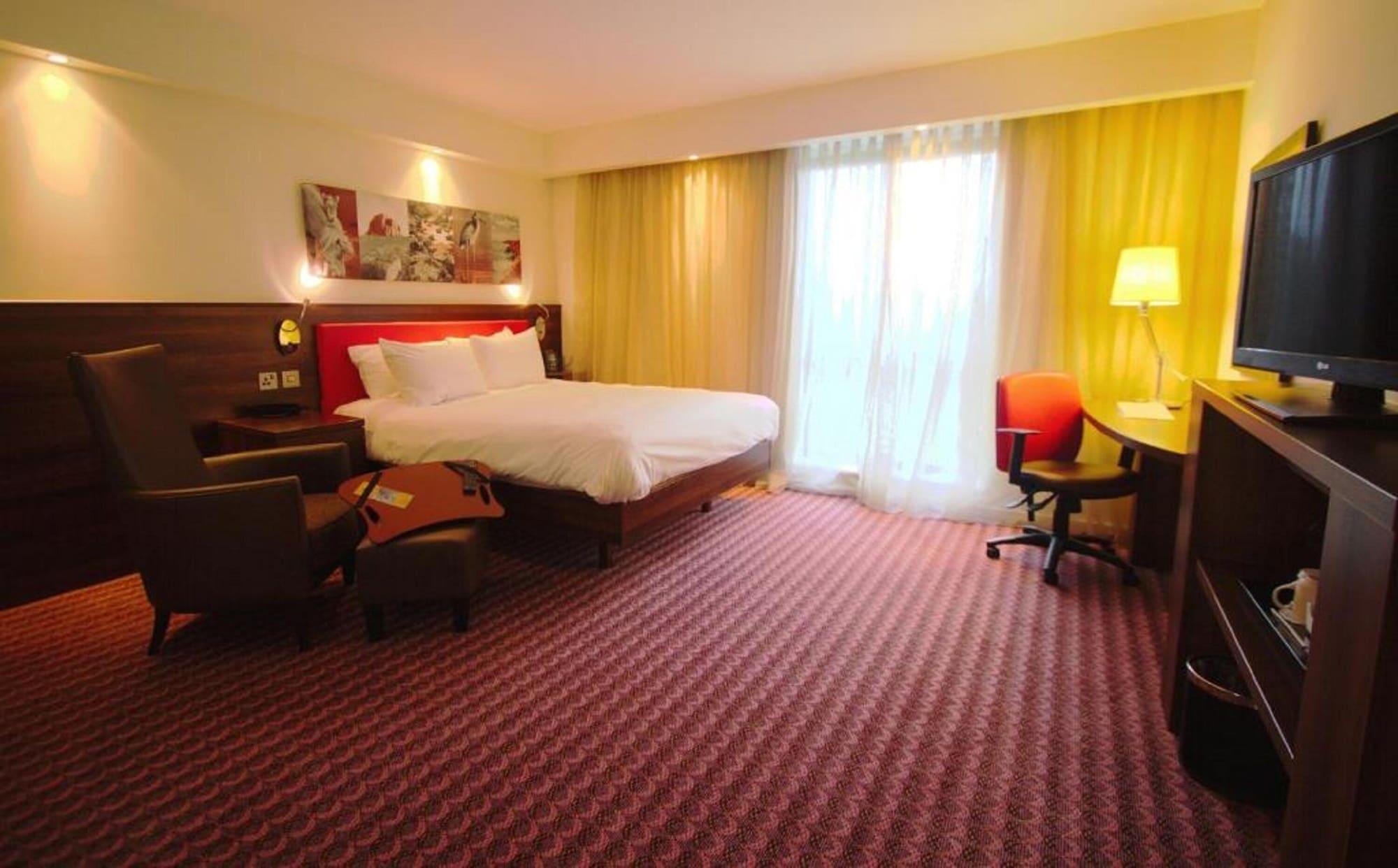 Hampton By Hilton Exeter Airport Hotel Woodbury Exterior foto