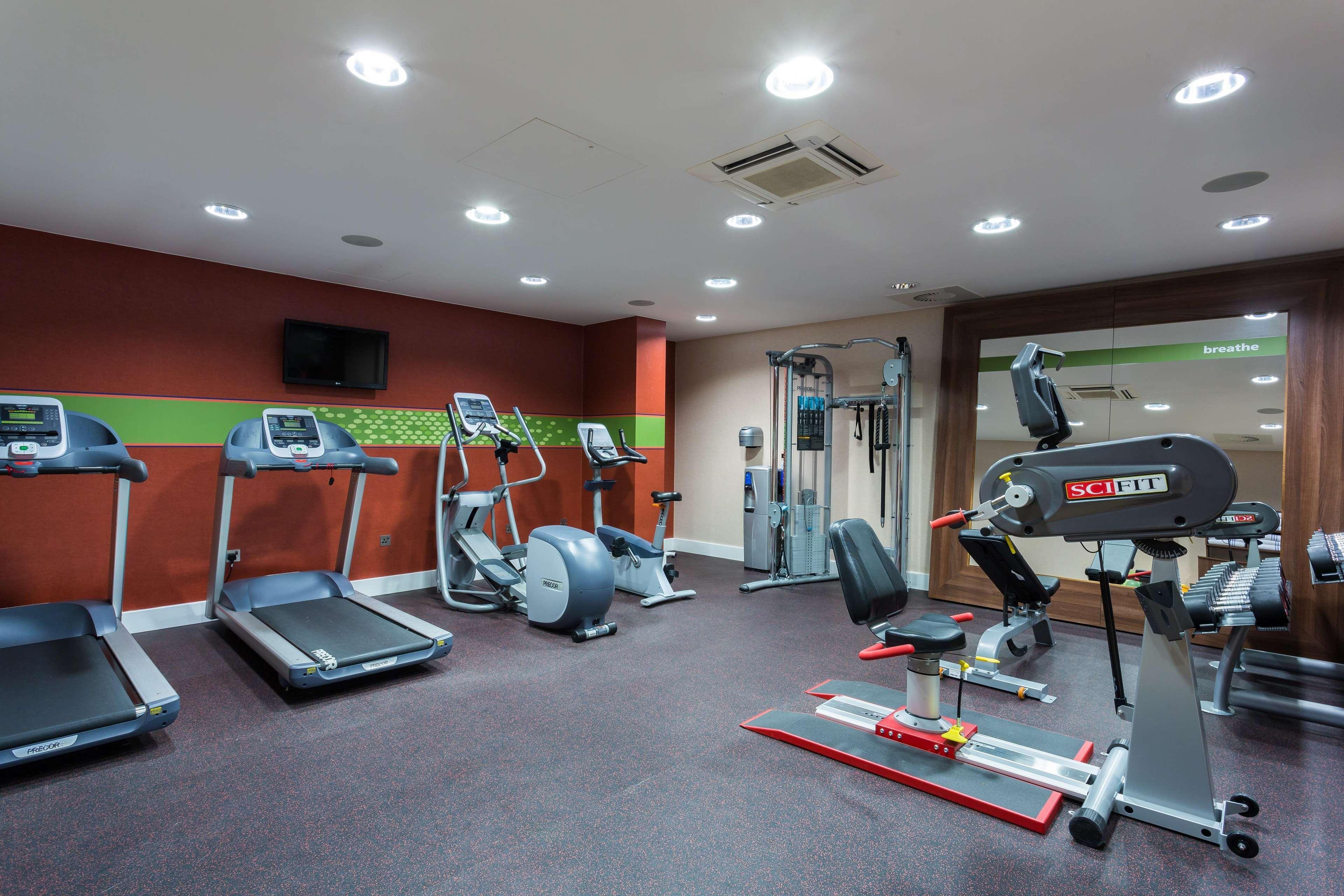 Hampton By Hilton Exeter Airport Hotel Woodbury Exterior foto