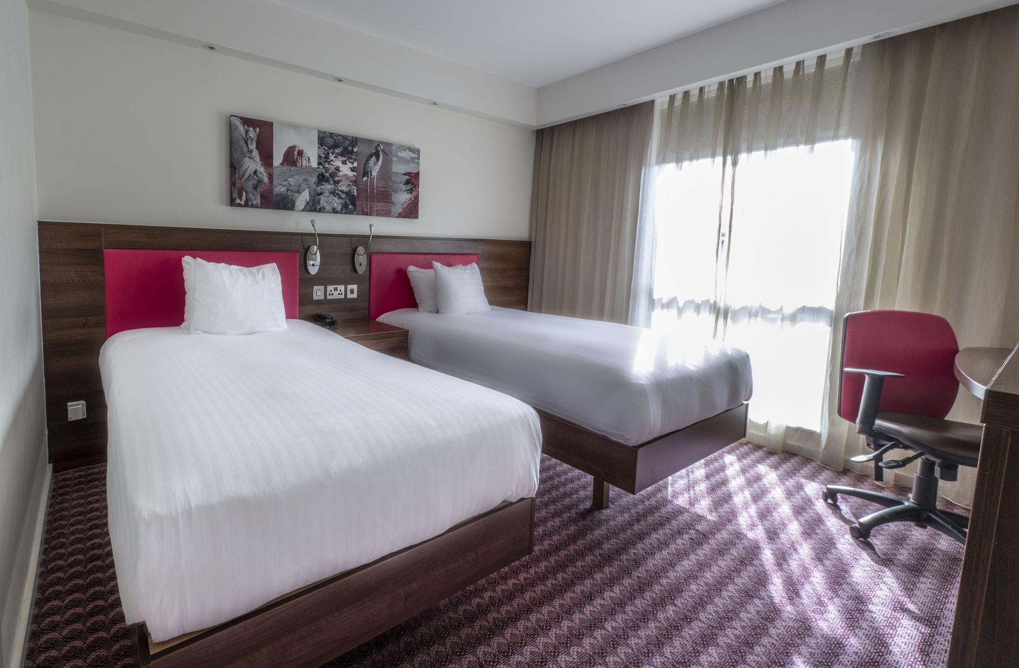 Hampton By Hilton Exeter Airport Hotel Woodbury Exterior foto